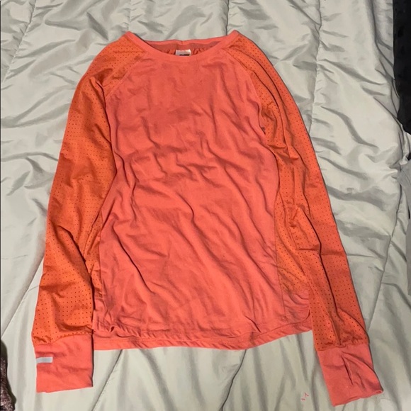 Active wear long sleeve shirt - Picture 1 of 1